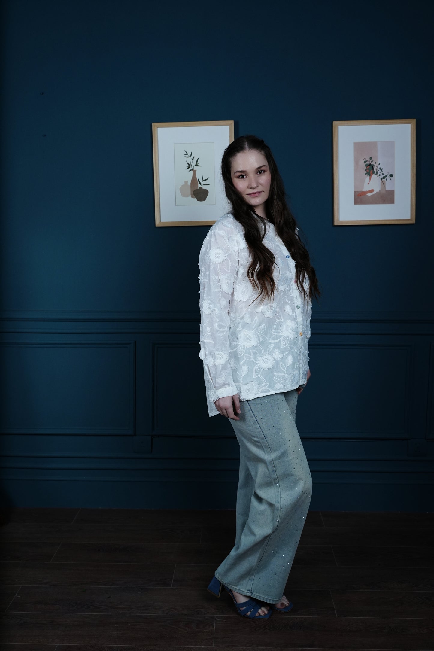 Floral Drift Shirt – Fringe Embroidery & Schiffli Back