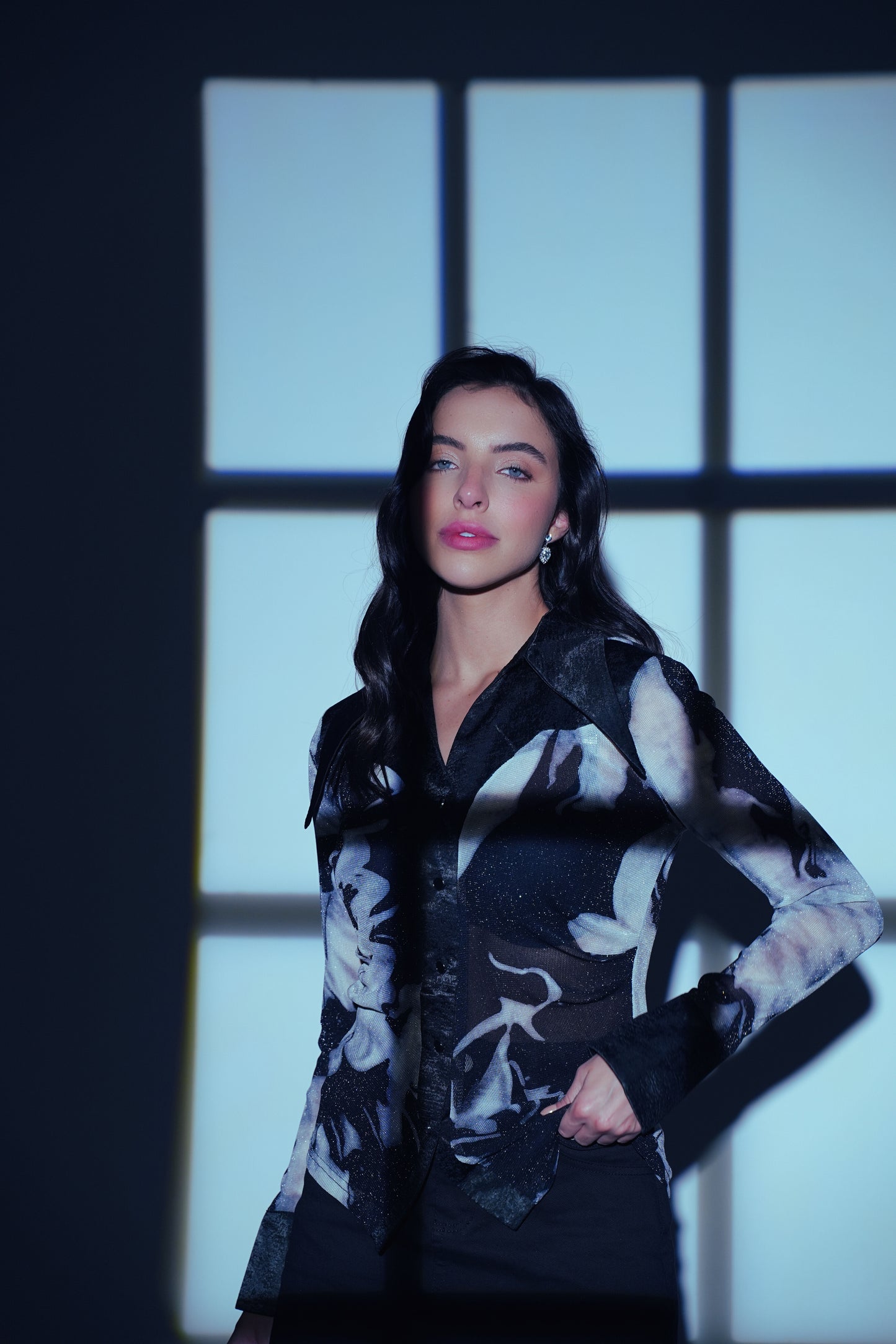 Eclipse Vibe – Long Collar Shimmer Mesh Shirt