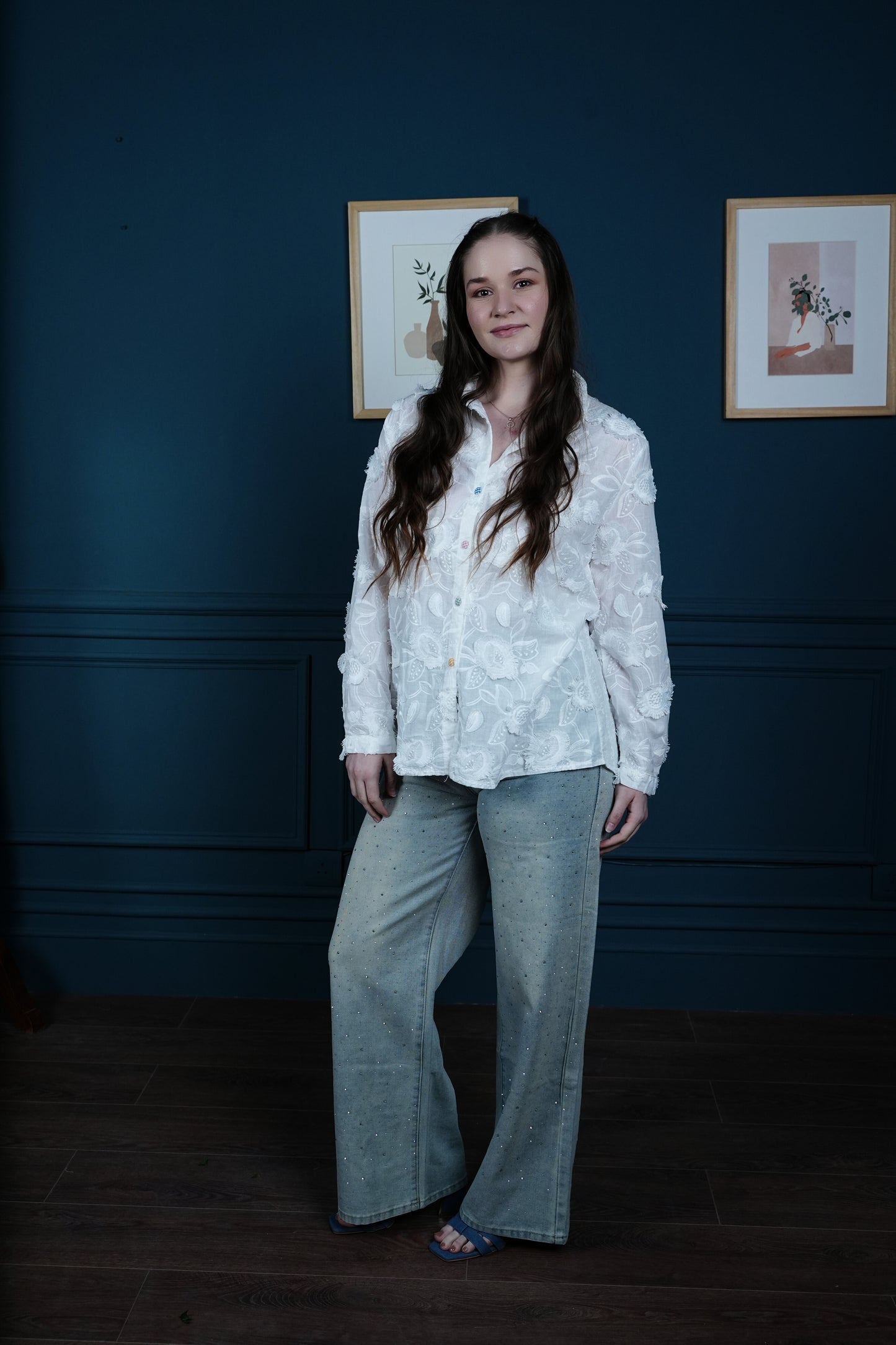 Floral Drift Shirt – Fringe Embroidery & Schiffli Back